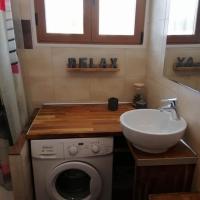 Pratique et bien équipée, chauffe soufflant et sèche serviette