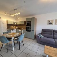 Le séjour et son canapé-lit ( si 6 personnes )