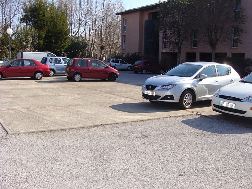 Parking à l'intérieur de la Résidence