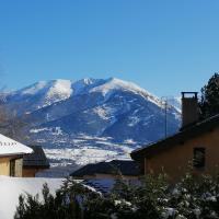Vue du séjour , de la terrasse et de la chambre parentale